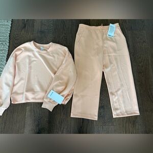 Lululemon Peach Cropped Sweatshirt & Wide Leg Sweatpants Set